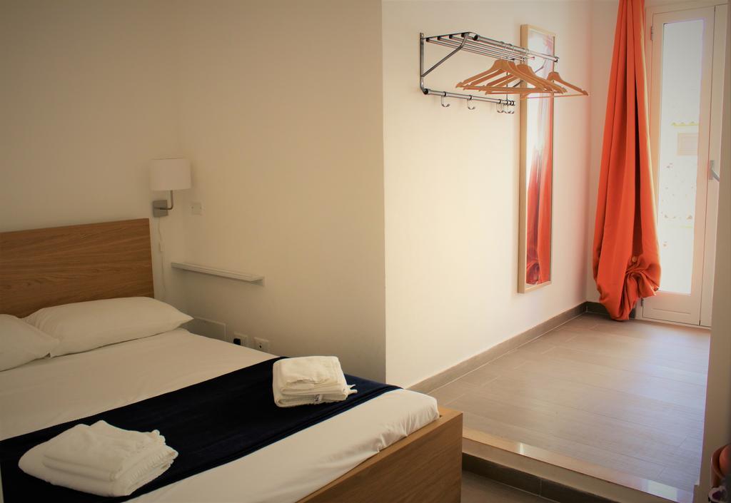 Le Amiche 2 Apartment Marina di Ragusa Ngoại thất bức ảnh