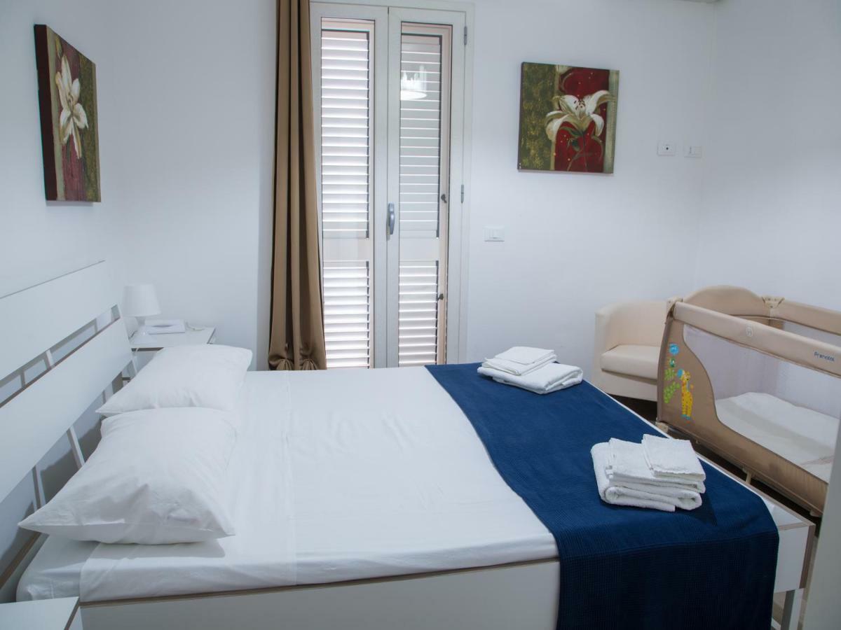 Le Amiche 2 Apartment Marina di Ragusa Ngoại thất bức ảnh